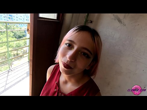❤️ Sinipsip ng Sensual ng Mag-aaral ang Isang Estranghero sa Outback - Cum On His Face ❤️ Porno sa amin ❌